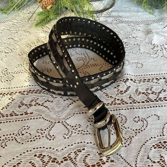 Stylish Black and Silver Women's Belt - Picture 9 of 13